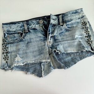 American Eagle Outfitters Distressed Jean Shorts - Light Blue